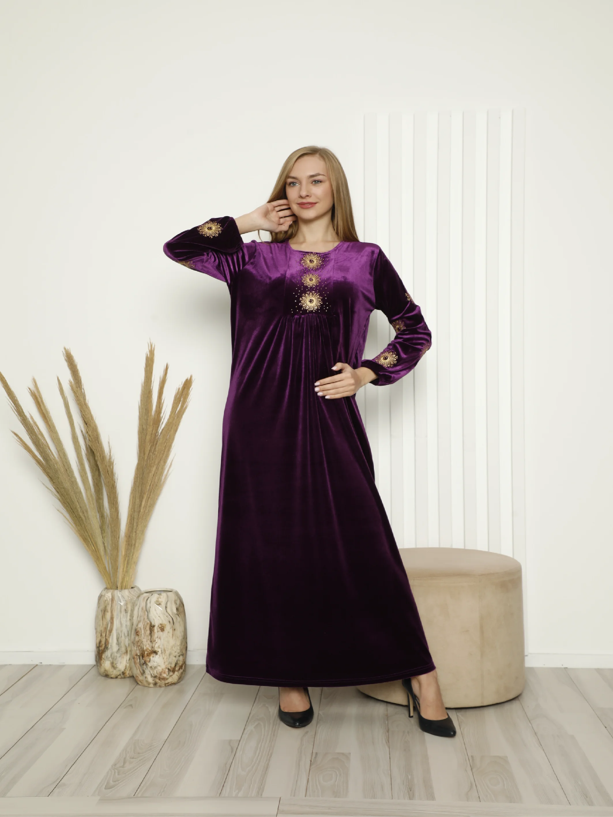 Laila 2022 New Season Autumn Winter Sleeves Shirred Embroidery And Stone Embroidered Long Shiny Velvet Fabric Kaftan Dubai Abaya Turkey Muslim