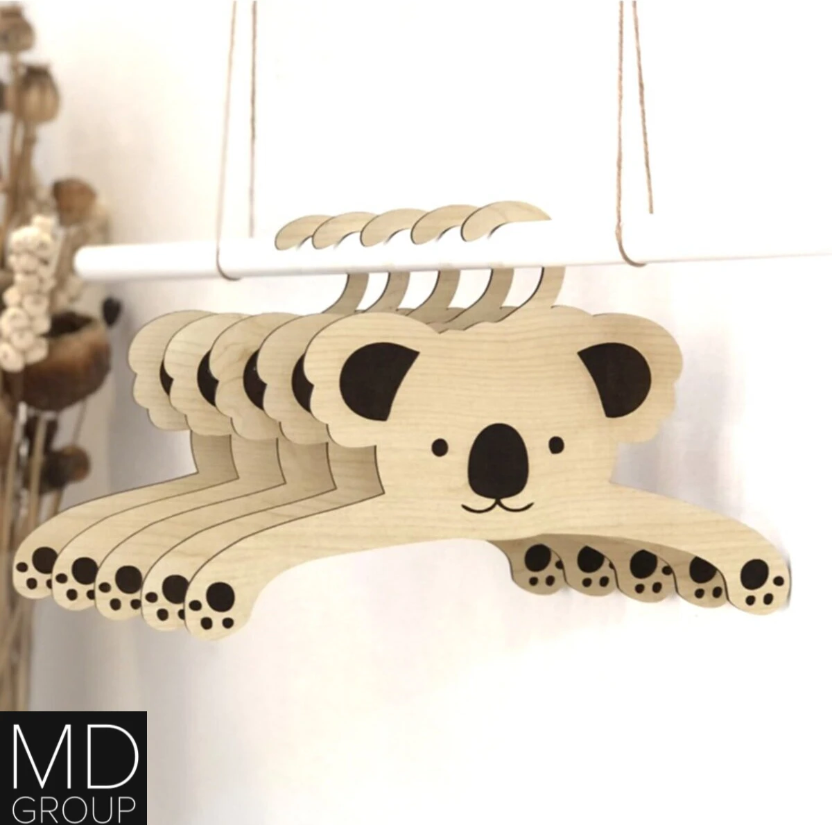 Cute Baby Clothes Hanger 5 Pieces Natural 100% Wooden Koala Shaped Stylish Suitable for Baby Kids Clothes Mom's Day Gift 2022