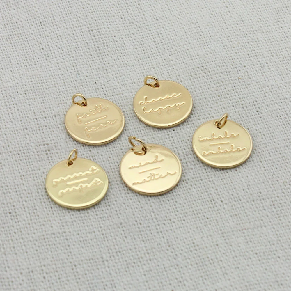 Glauben über Angst Werden noch Delicate DIY Charme Disc Gravierte Anhänger Schmuck Zubehör Akzeptieren Custom Design
