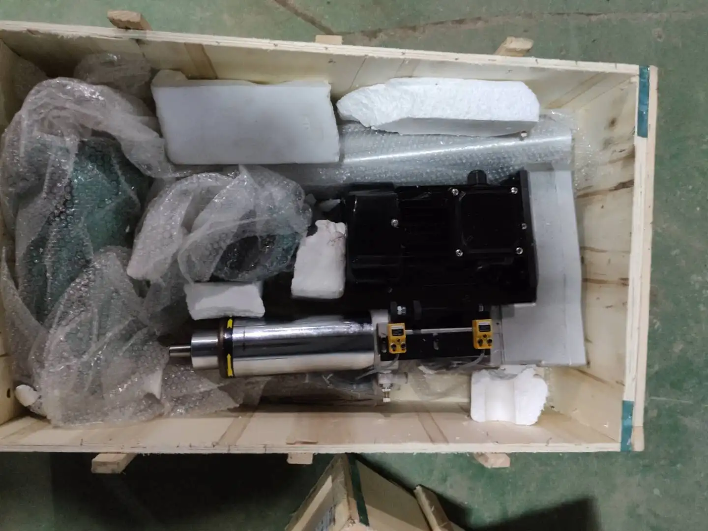 Perforadora automática de la unidad de perforación del servomotor N74 a la venta viaje del eje de 80m m