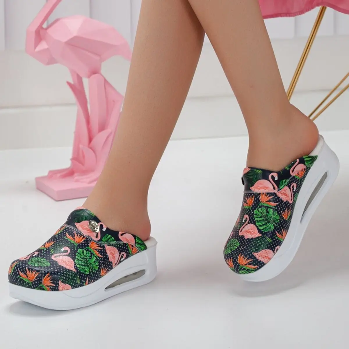 2022 New Orthopedic Sabo Women Slippers Sandals Shoes Nurse Doctor Hospital Medical Casual Quality Soft Comfort Anti-Slip Clogs