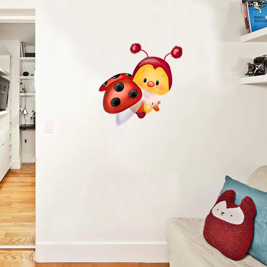 Three Ratels CL23 Cute Ladybug cartoon sticker children's bedroom decoration Decal