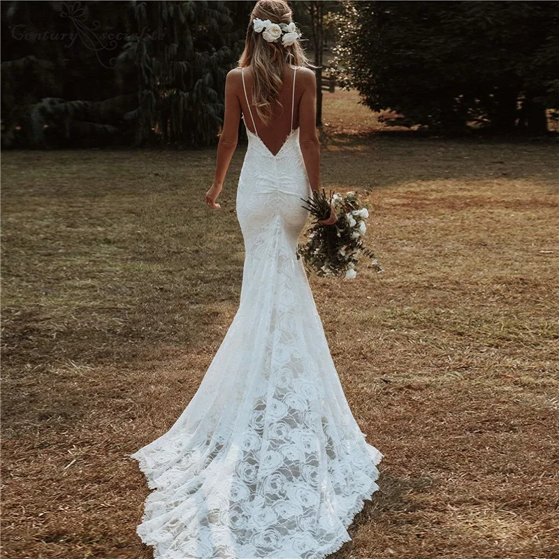 Open Back Floral Lace Beach Rustic Wedding Dress Customized Garden Spaghetti Straps Mermaid Bridal Gowns With Train Big Size