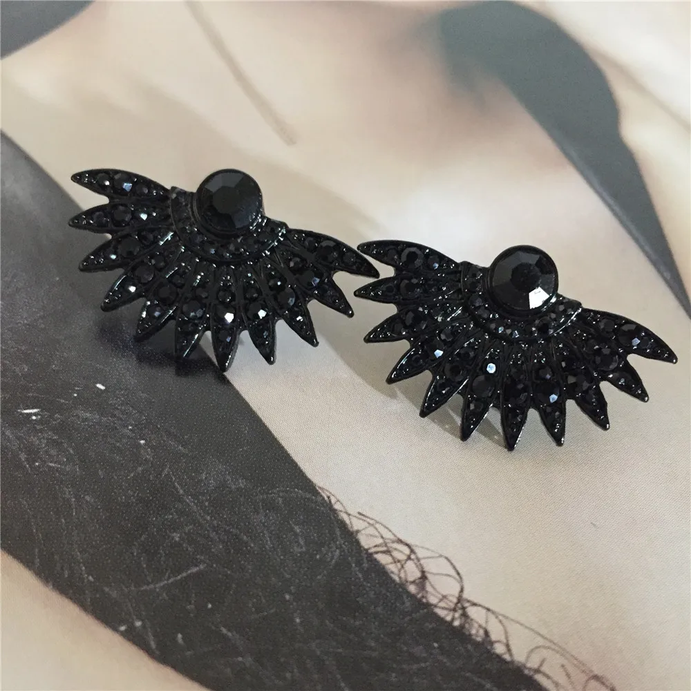 New Fashion Personality All Black Stud Earring Black Glass Stone Decorated Earring for Special Party Statement Jewelry