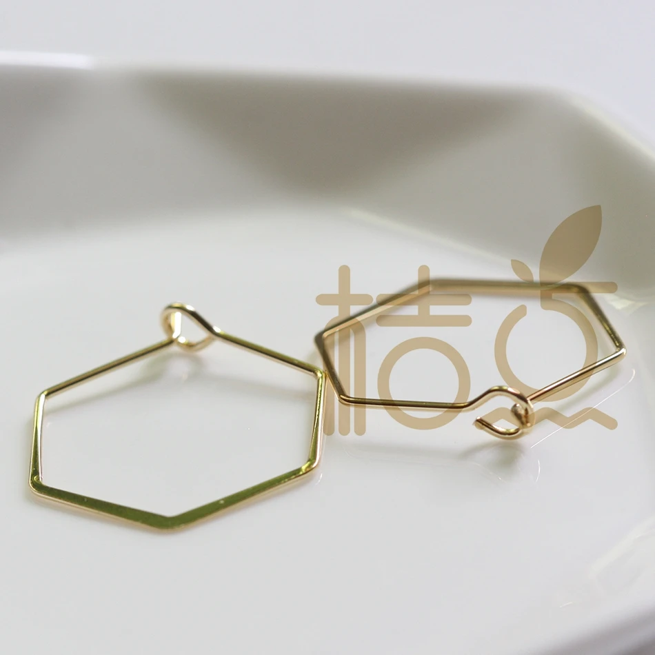 DIY Supply-Solid Brass Honey Comb Hammered Earring Finding - Earring Hook - Earring Hoop 26x20mm (4302C)