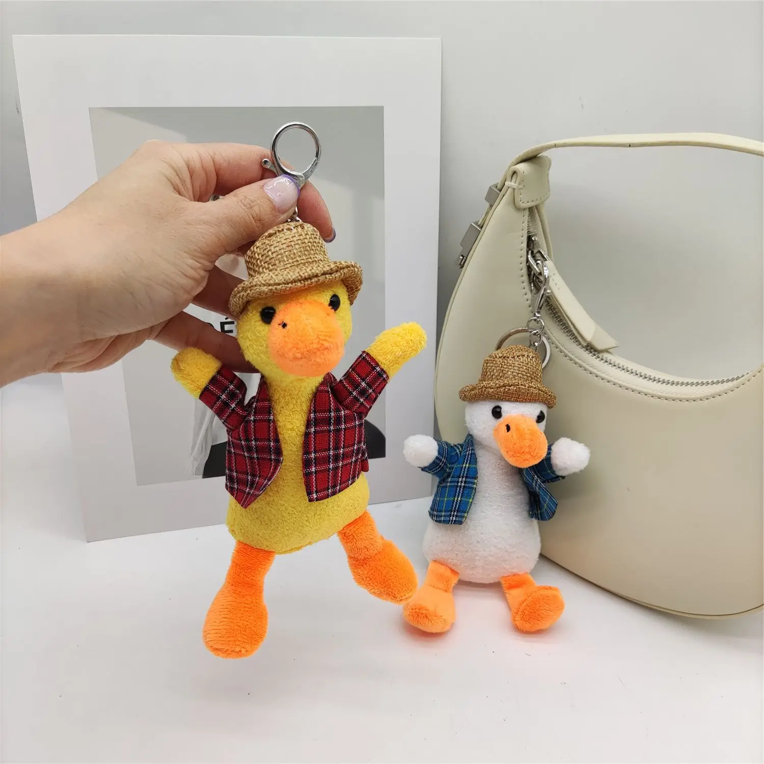 15CM Animal Plush Keychain Duck Charms Doll Pendant Keyring Alloy School Bag Pendant Accessories Stuffed Toy Key Chain Gift