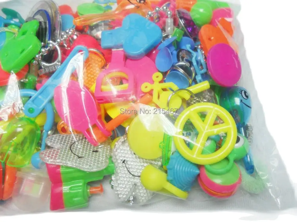 NEW BULK OF 100 PARTY LOOT Gag PINATA LUCKY Bag Filler Carnial Novelty Birthday Party Favors Toys Prize Loot Gift