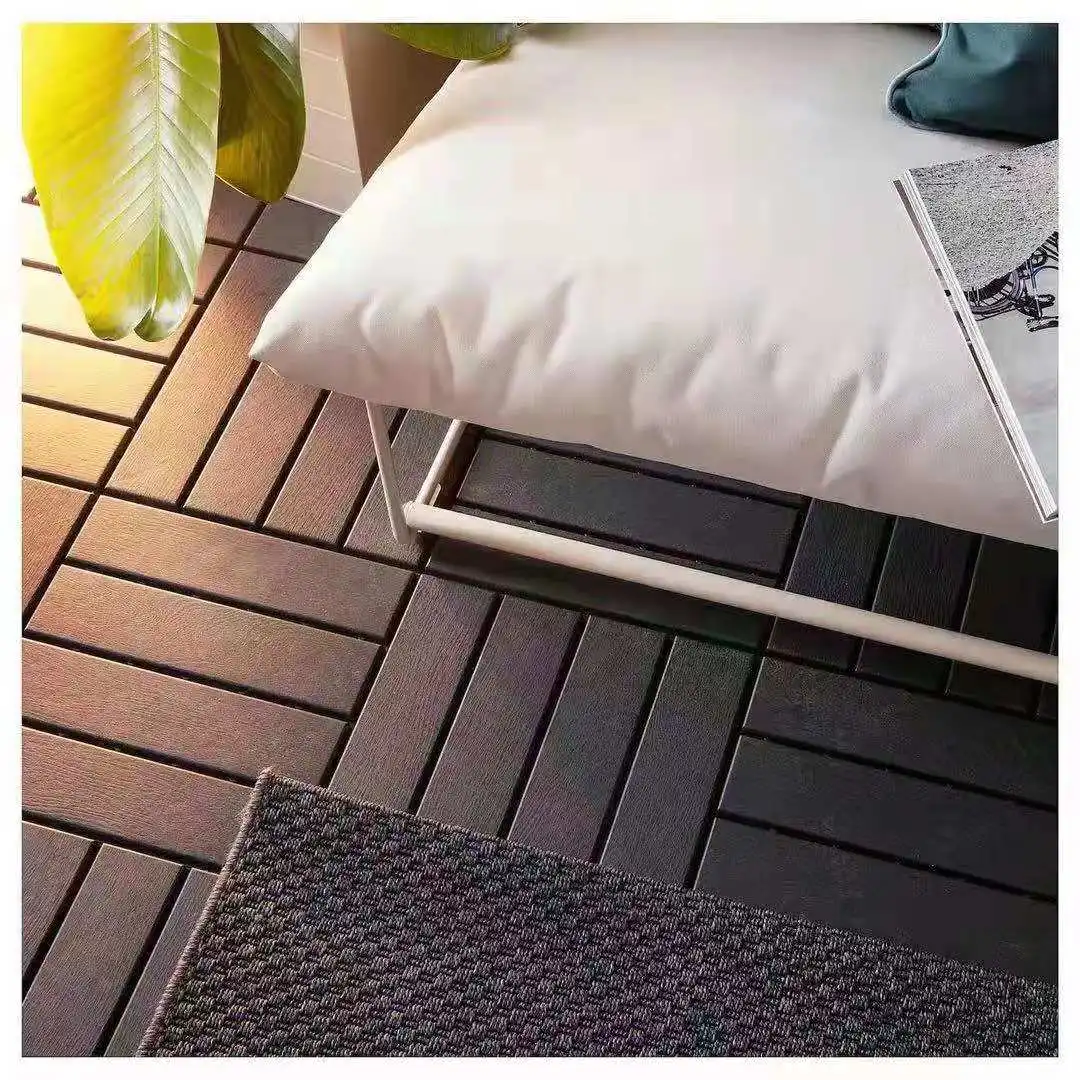 DIY splicing floor balcony outdoor movable free splicing plastic floor customized processing of sports floor