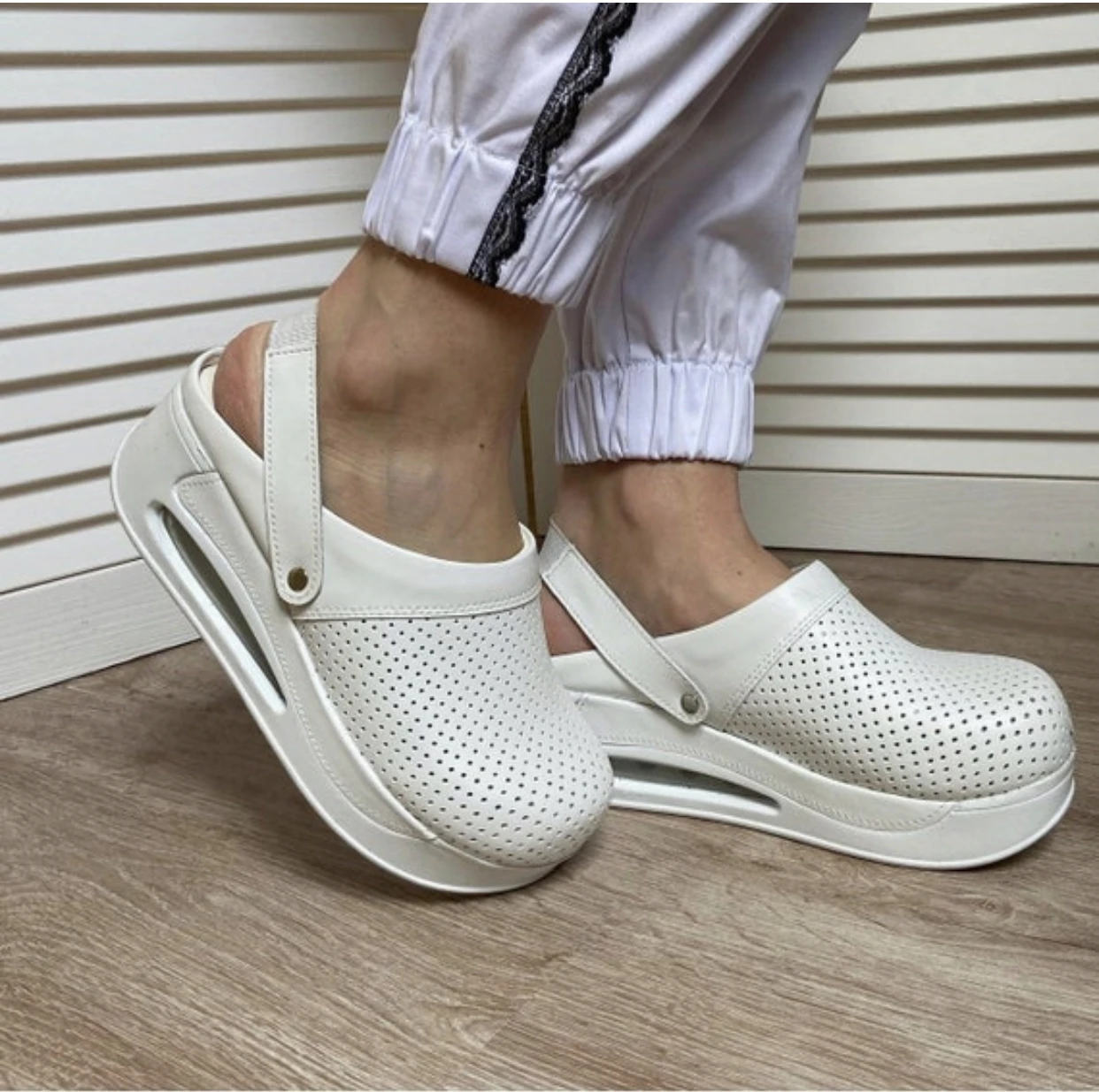 

Orthopedic Sabo SuperAir Slippers 2023 New Women Comfortable Comfort Nurse Doctor Hospital Orthopedic Cook Work Slippers