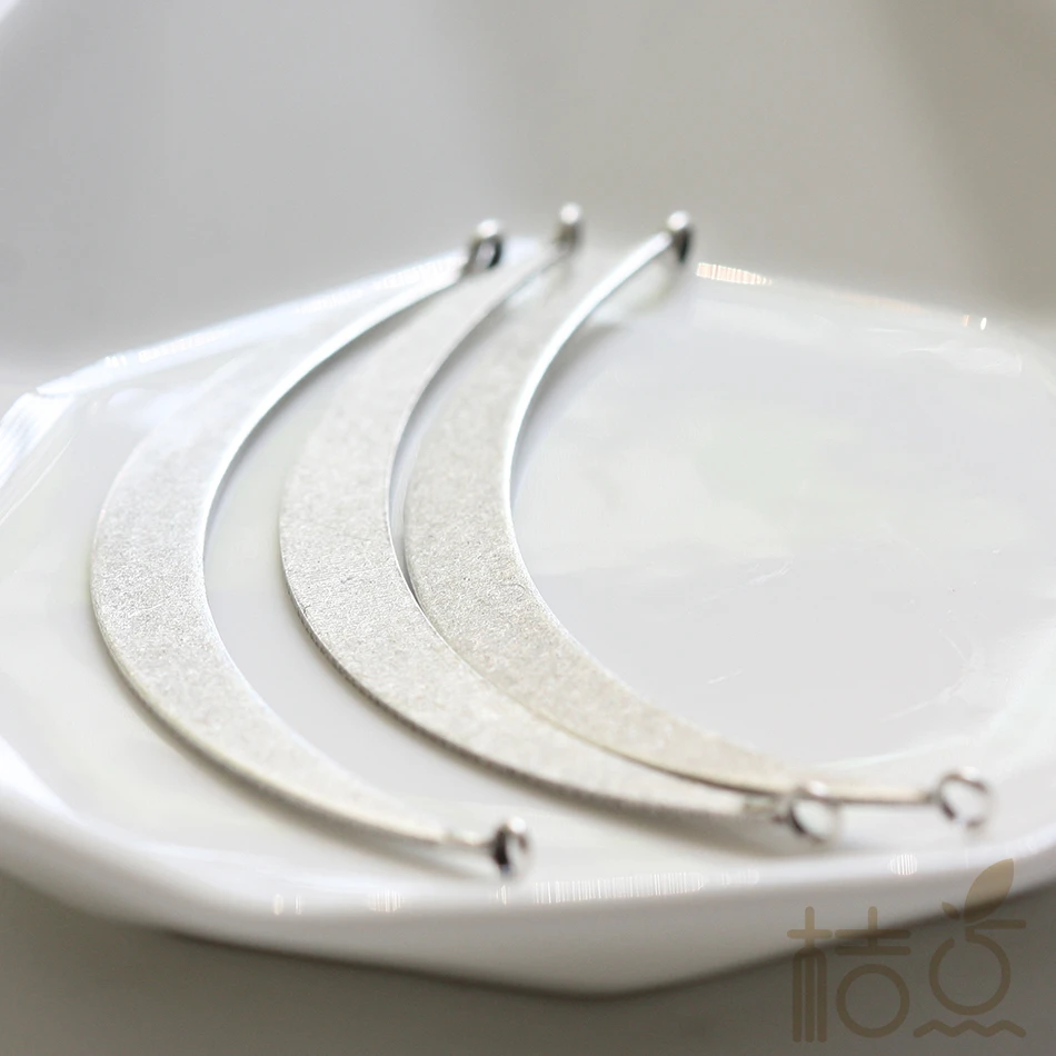 Fournitures de bricolage - Pièce unique en laiton massif plaqué de qualité supérieure, sertie à la main, en forme de croissant de lune - 67x6mm (3208C)