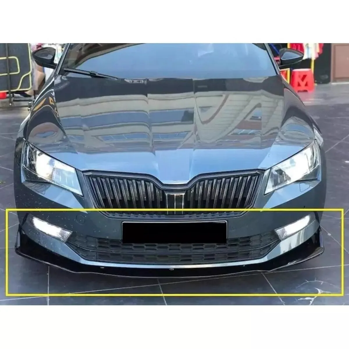 For Skoda SuperB 2016 2017 2018 2019 accessories car front Bumper Of 3 PCs black diffuser body kit Spoiler Tunning trim