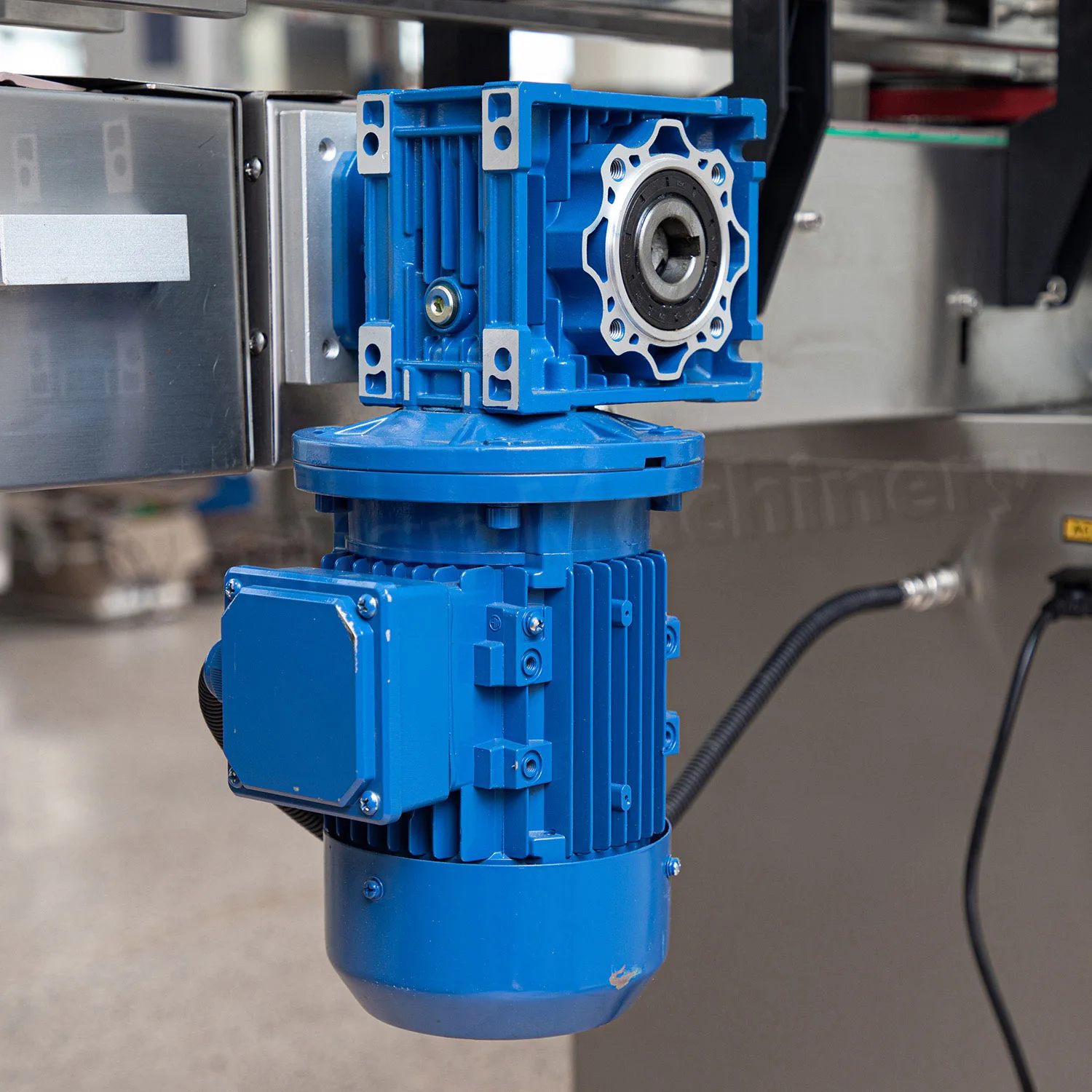 YL-L Automatic Production line Round Plastic Bottle Labeler Sauce Cosmetic Cream Paste Filling Capping and Labeling Machine