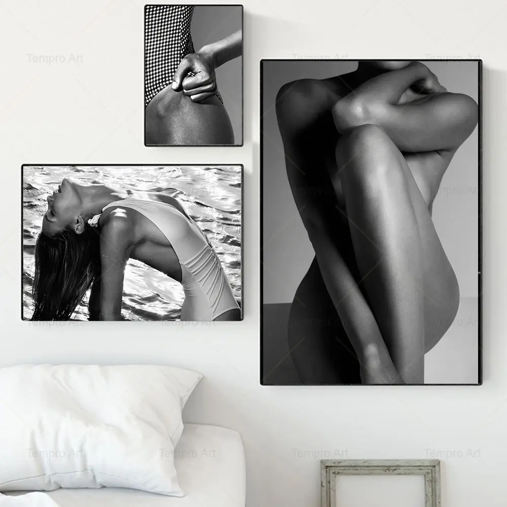 

Black and White Sexy Girl Swimsuit Wall Art Canvas Painting Nude Woman Poster Print Wall Picture for Living Room Home Decoration