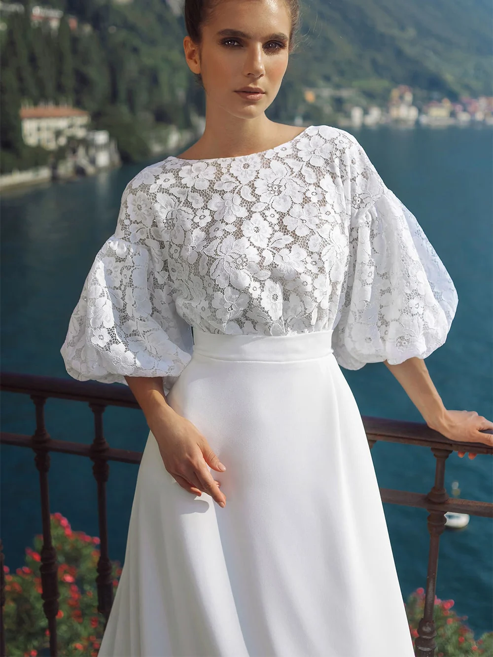 Robe de mariée classique en Satin, demi manches, haut en dentelle, col bateau, ligne A, pour la plage, avec Train, perles croisées, sur mesure