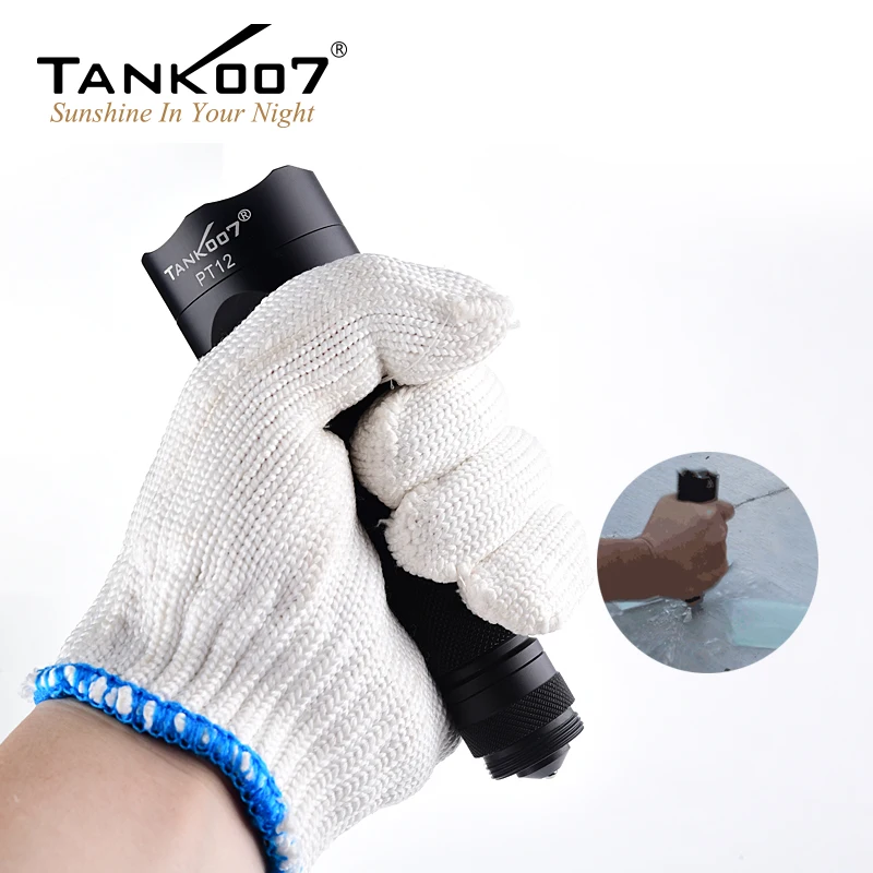 TANK007 Camping ao ar livre Ciclismo Lanterna LED tática de alta potência à prova d'água 800 lúmens tocha afiada martelo de segurança tipo C carregamento