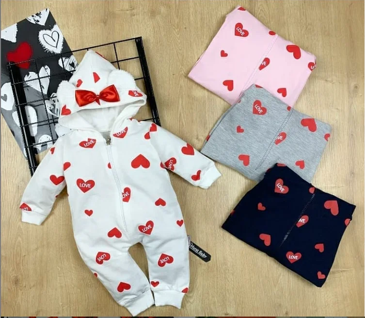 HOODED HEART PRINTED BABY JUMPSUIT, BABY CLOTHING, BABY FASHION, BABY SUIT, BABY STYLE, NEWBORN BABY, HOSPITAL EXIT.